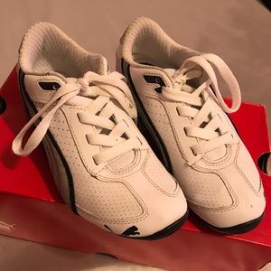 Puma kids shoes 👞